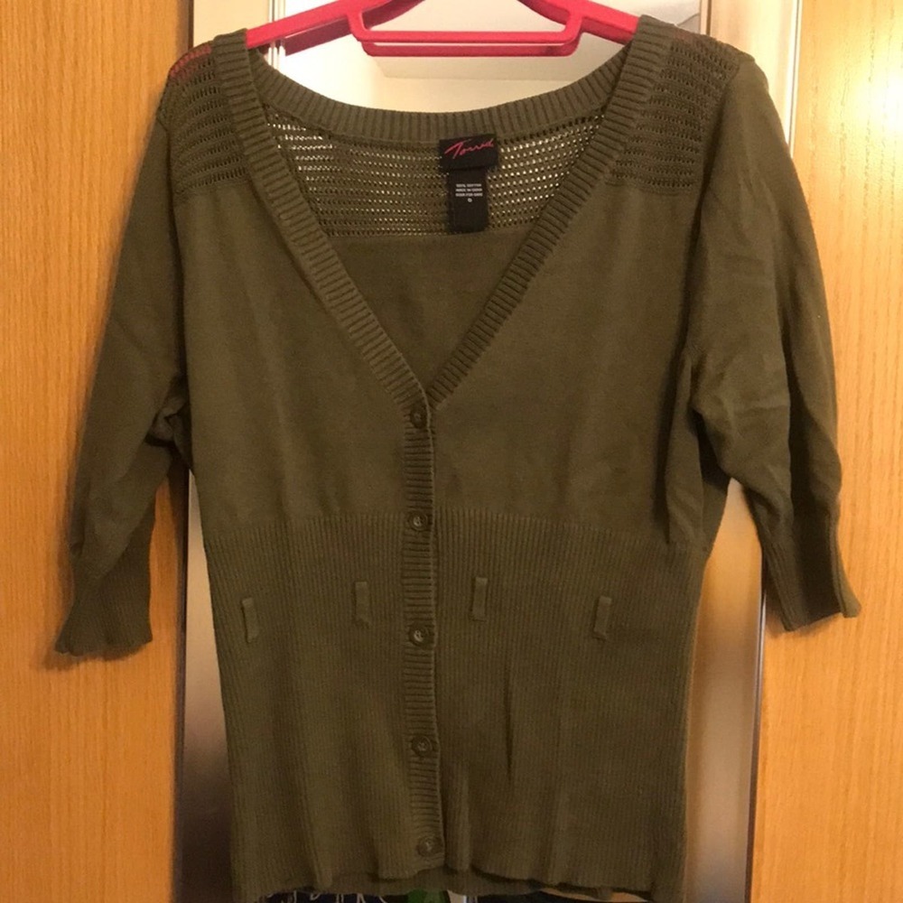 Torrid size 0 olive green button up V neck button up sweater belt loops